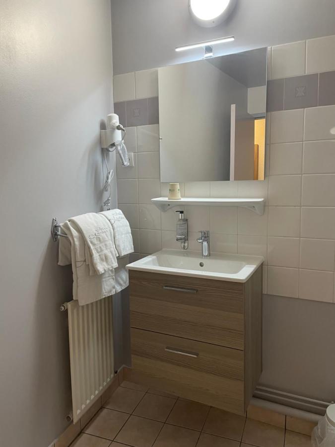 Hotel De La Gare Eygliers Zewnętrze zdjęcie