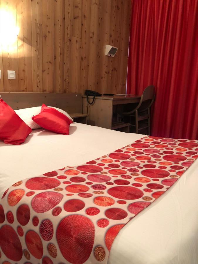 Hotel De La Gare Eygliers Zewnętrze zdjęcie