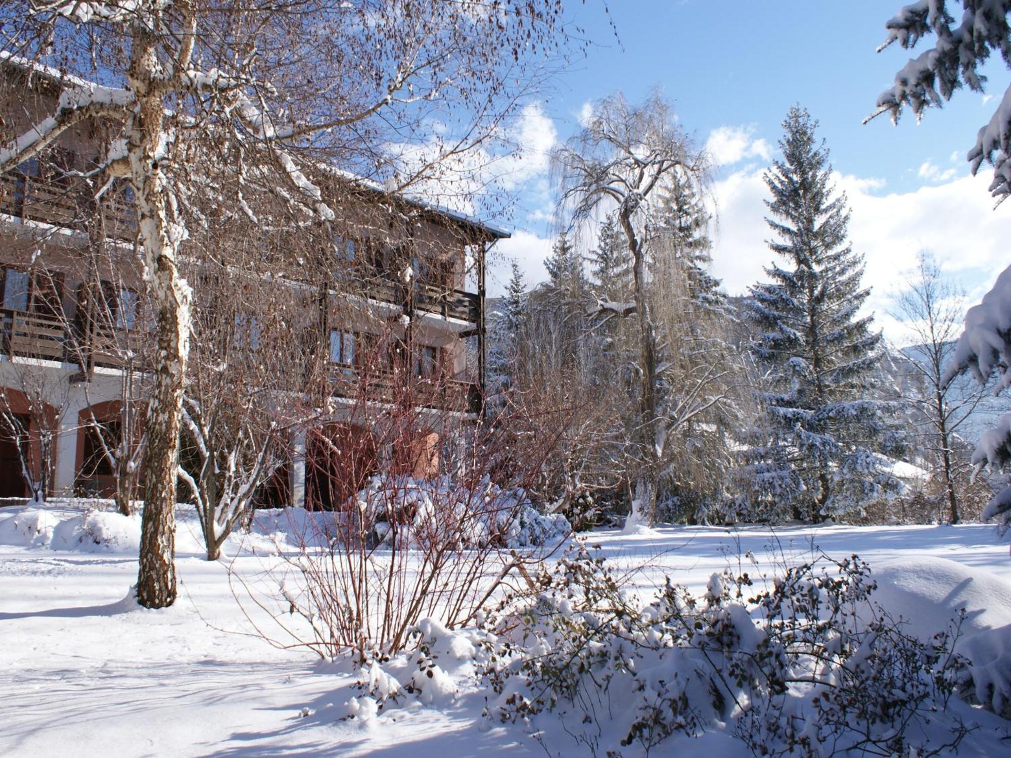 Hotel De La Gare Eygliers Zewnętrze zdjęcie